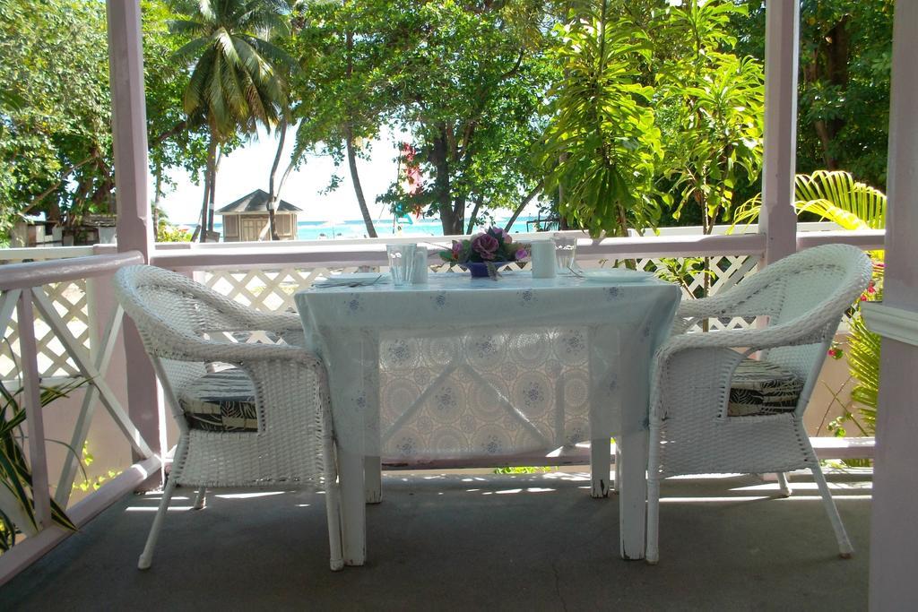 Beach Guest House Cleverdale Бриджтаун Стая снимка